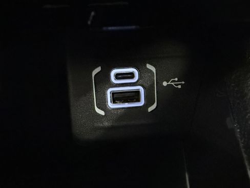 Used 2024 Jeep Compass Sport image 20