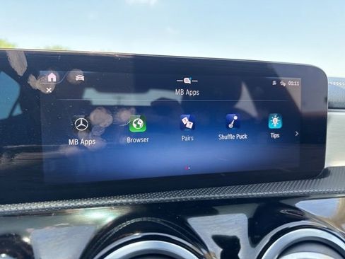 Used 2025 Mercedes-Benz CLA 250 image 3