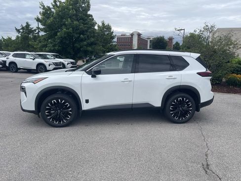 New 2026 Nissan Rogue Dark Armor FWD image 6