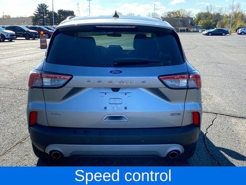 Used 2021 Ford Escape SEL image 4