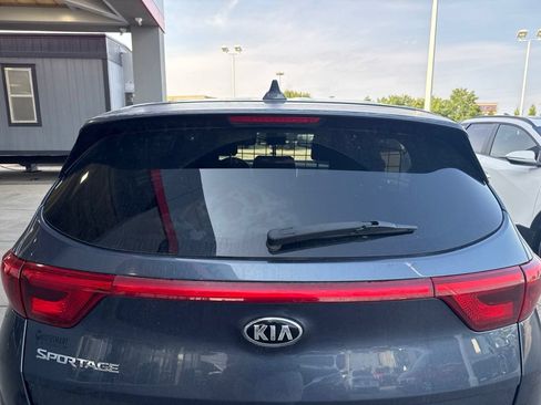 Used 2019 Kia Sportage LX AWD/4WD image 4
