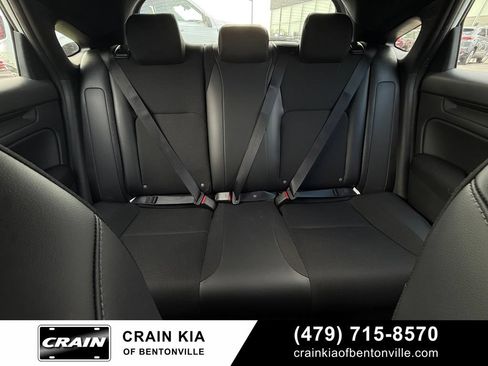 Used 2023 Honda Civic Sport image 28