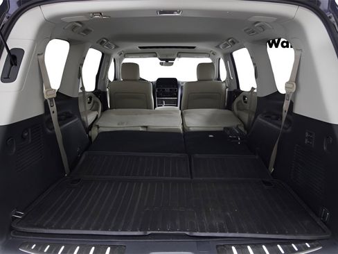 Used 2024 Nissan Armada Platinum w/ Cargo Package image 41