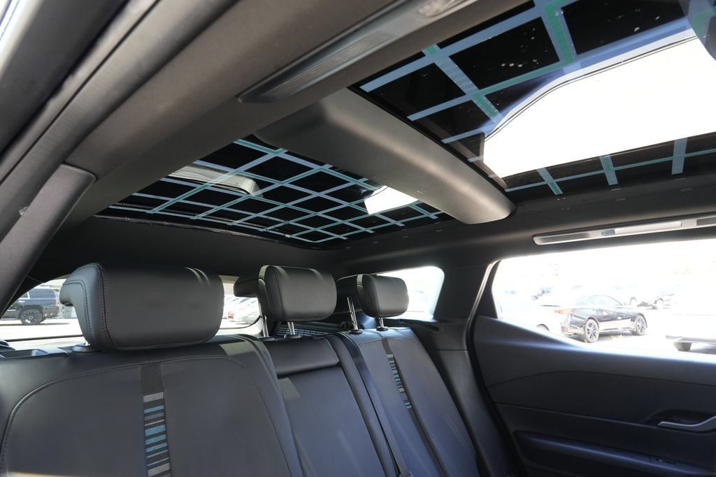 Used 2023 Fisker Ocean Extreme AWD/4WD image 30