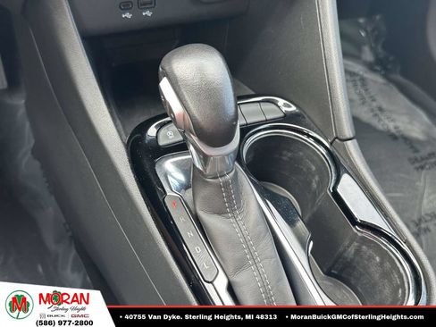 Certified 2024 Buick Encore GX Preferred w/ Comfort Package FWD image 27
