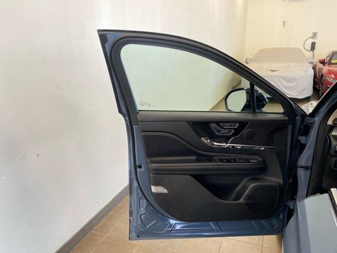 Used 2024 Lincoln Corsair AWD w/ Equipment Group 101A image 10