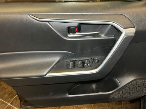 Used 2023 Toyota RAV4 XLE w/ Convenience Package AWD/4WD image 21