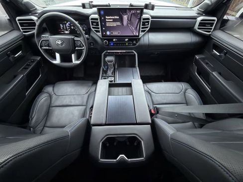 Used 2025 Toyota Tundra Platinum AWD/4WD image 14
