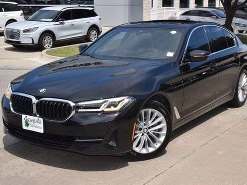 Used 2023 BMW 530i w/ Premium Package RWD image 39