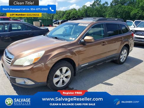 Used 2011 Subaru Outback 2.5i Premium AWD/4WD image 1