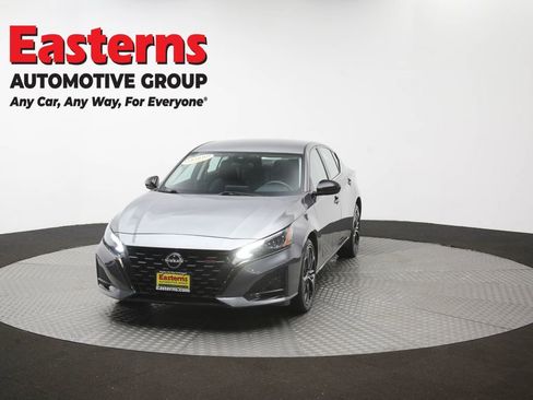 Used 2023 Nissan Altima 2.5 SR AWD/4WD image 53