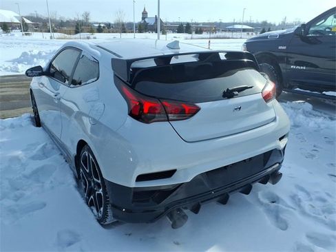 Used 2020 Hyundai Veloster N w/ Performance Package image 6