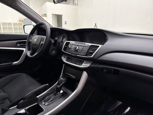 Used 2014 Honda Accord LX-S image 22