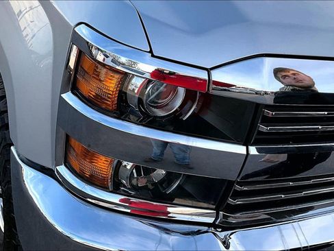 Used 2017 Chevrolet Silverado 2500 LT image 30