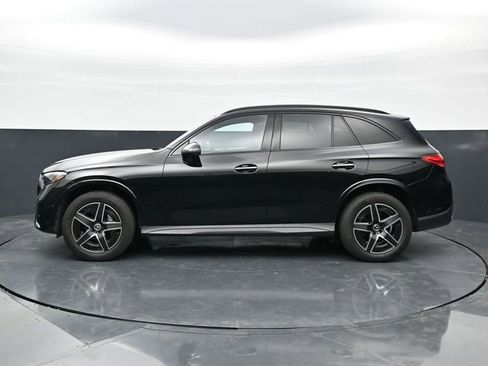 Used 2023 Mercedes-Benz GLC 300 image 4