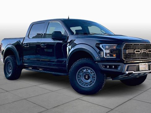 Used 2019 Ford F150 Raptor image 2