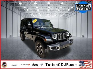 Used 2024 Jeep Wrangler Unlimited Sahara AWD/4WD video 1