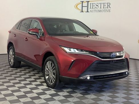 Used 2023 Toyota Venza Limited AWD/4WD image 2