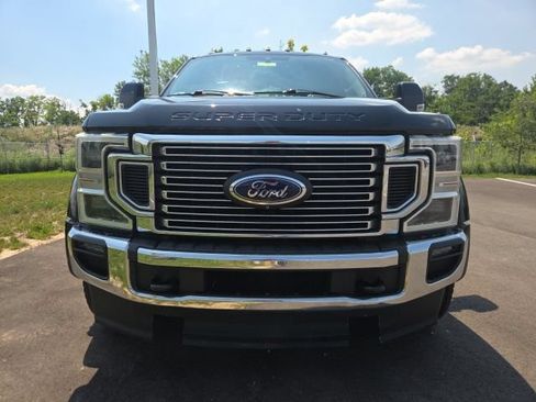 Used 2020 Ford F450 Lariat w/ Lariat Ultimate Package AWD/4WD image 3