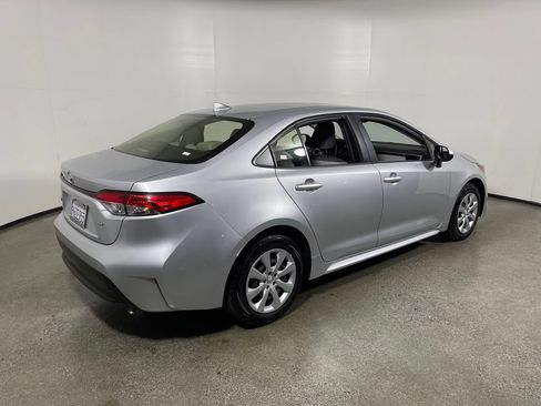 Certified 2024 Toyota Corolla LE FWD image 3