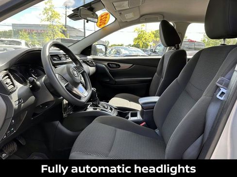 Certified 2022 Nissan Rogue Sport S image 18