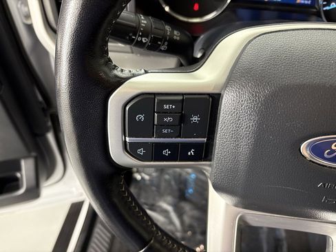 Used 2024 Ford Expedition Max XLT image 20