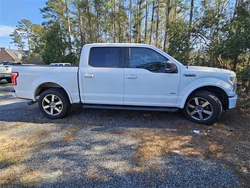 Used 2015 Ford F150 XLT w/ Equipment Group 302A Luxury image 5
