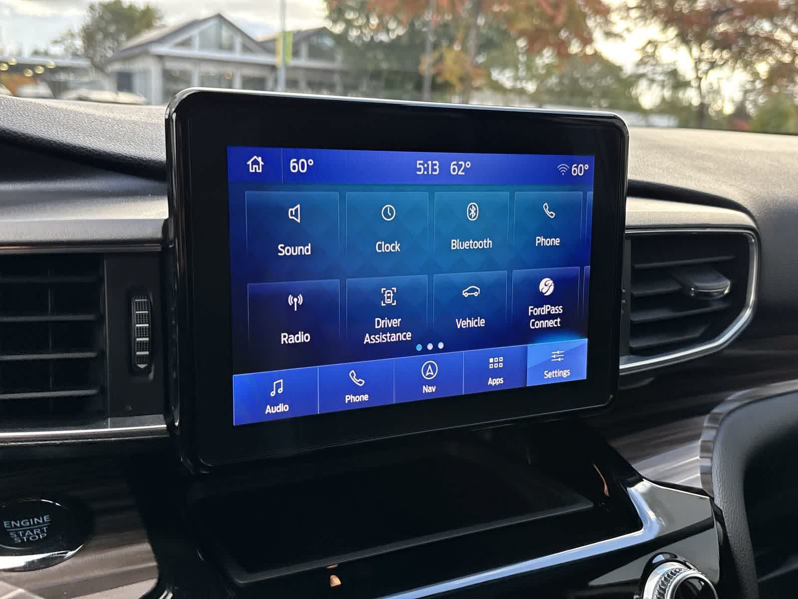 Used 2023 Ford Explorer Limited AWD/4WD image 19