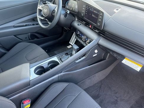New 2026 Hyundai Elantra SEL Sport Premium FWD image 16