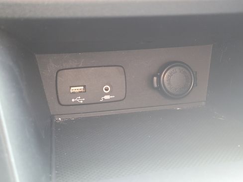 Used 2022 Subaru Crosstrek 2.0i image 27