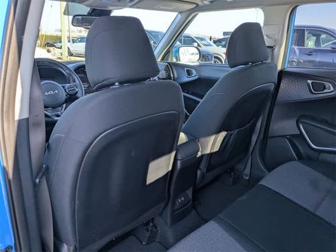 Used 2024 Kia Soul EX image 16
