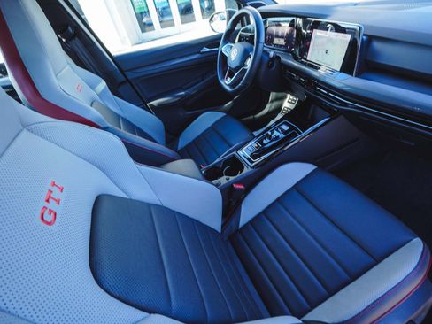 Used 2024 Volkswagen GTI Autobahn image 42