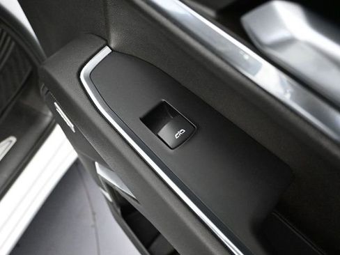 Used 2024 Chevrolet Silverado 2500 LTZ w/ LTZ Plus Package image 53