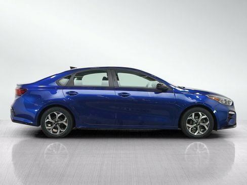 Used 2020 Kia Forte LXS FWD image 6