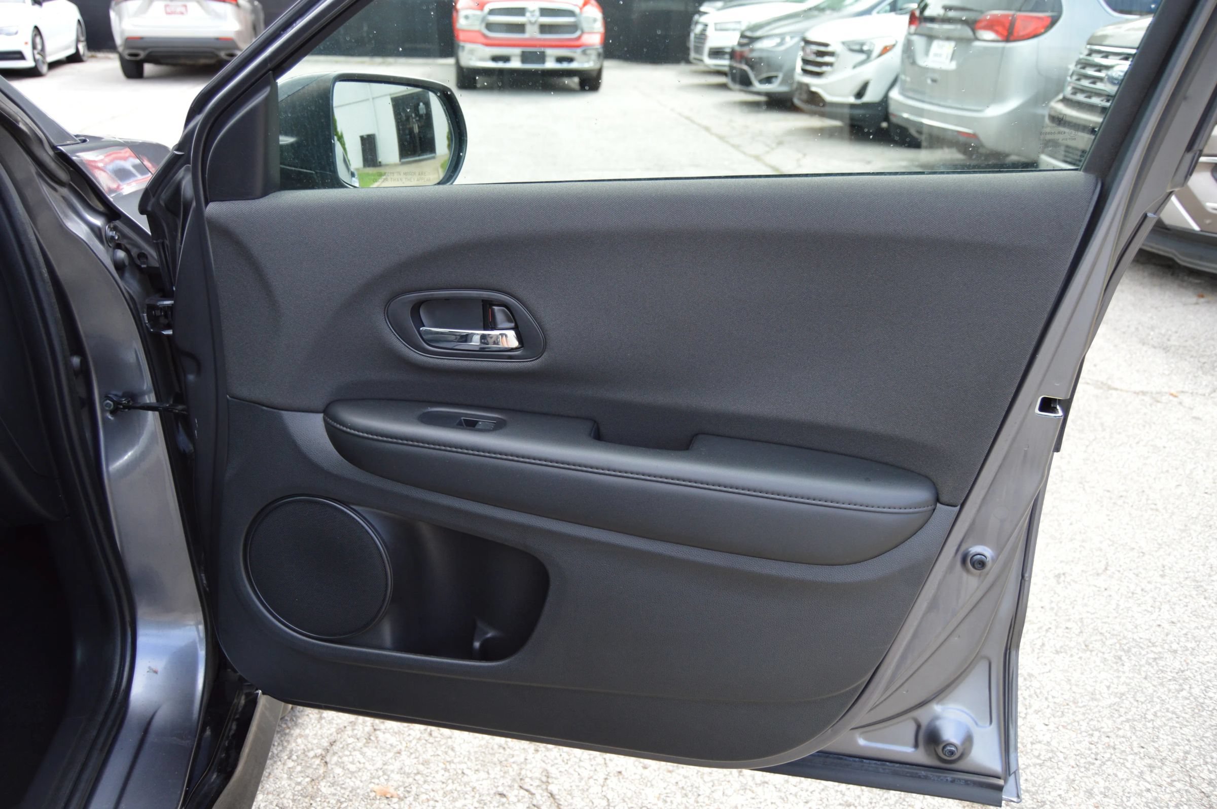 Used 2019 Honda HR-V Sport image 22