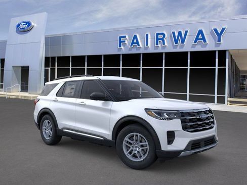 Used 2025 Ford Explorer Active RWD image 8