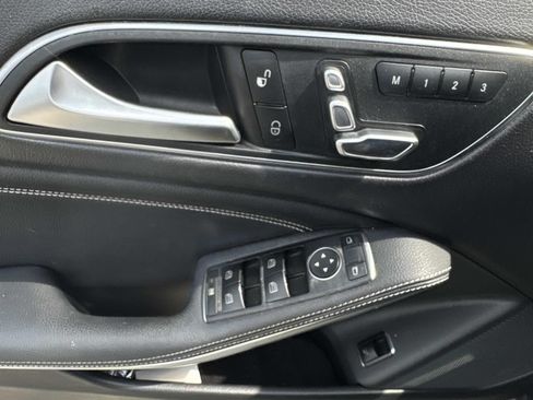 Used 2019 Mercedes-Benz GLA 250 image 17
