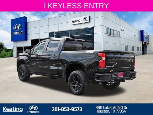 Used 2021 Chevrolet Silverado 1500 LT Trail Boss w/ Convenience Package II AWD/4WD image 7