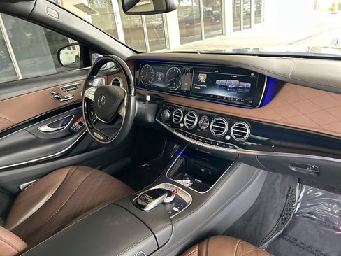 Used 2017 Mercedes-Benz Maybach S 550 4MATIC image 27