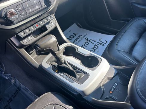 Used 2020 Chevrolet Colorado ZR2 image 15