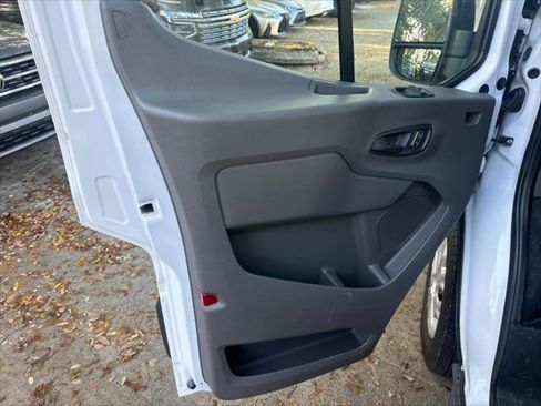 Used 2022 Ford E-Transit CARGO VAN image 14
