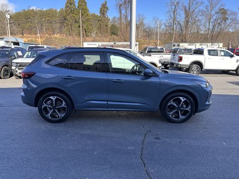 Used 2023 Ford Escape ST-Line Select w/ Tech Pack #1 image 5