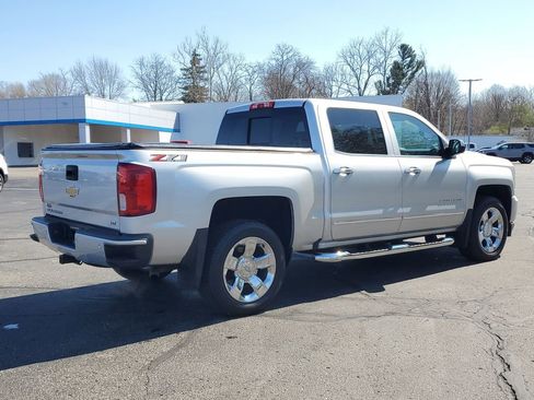 Used 2018 Chevrolet Silverado 1500 LTZ Z71 w/ LTZ Plus Package AWD/4WD image 3