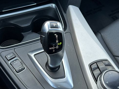 Used 2014 BMW 320i Sedan image 22