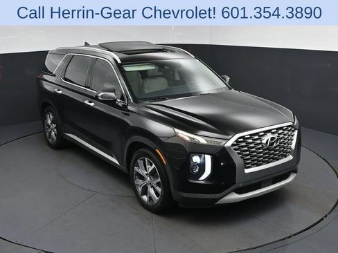 Used 2021 Hyundai Palisade SEL w/ Premium Package FWD image 1