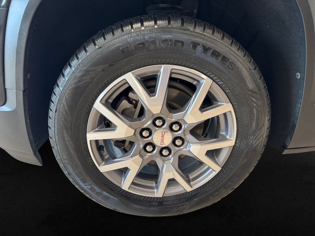 Used 2020 GMC Acadia SLT AWD/4WD image 9