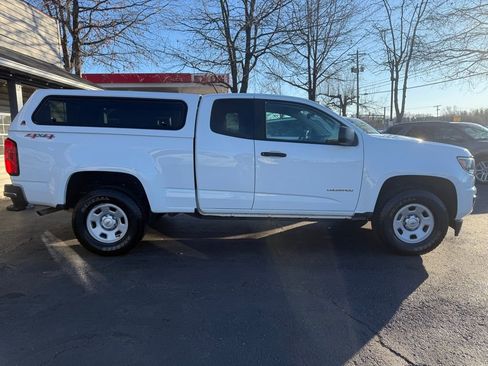 Used 2017 Chevrolet Colorado W/T image 2