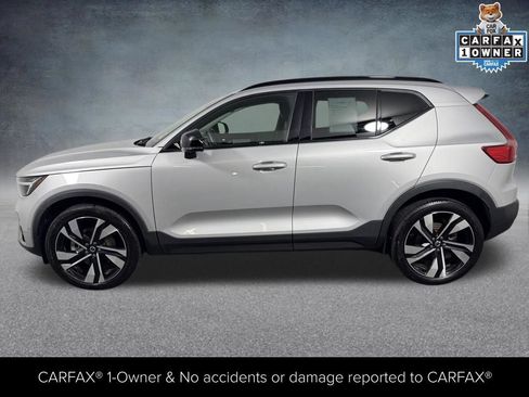 Used 2024 Volvo XC40 B5 Plus w/ Protection Package Premier AWD/4WD image 2