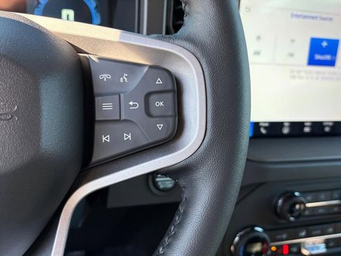 New 2025 Ford Bronco Badlands image 14