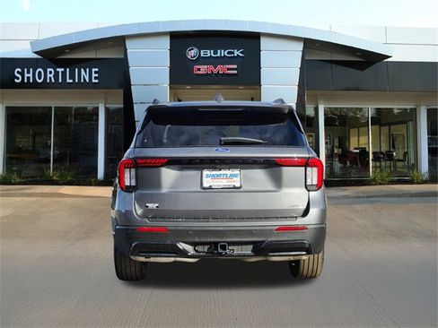 Used 2025 Ford Explorer ST-Line w/ ST-Line Street Pack image 5